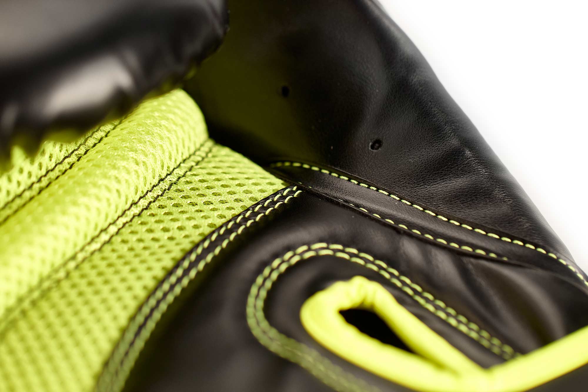 adiH80-Hybrid-80-black_yellow_8kEIr4vJQwRHVg